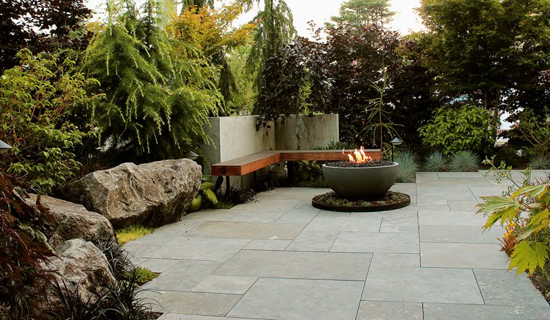 Paver Patio 12 Limrstone with boulder seating
